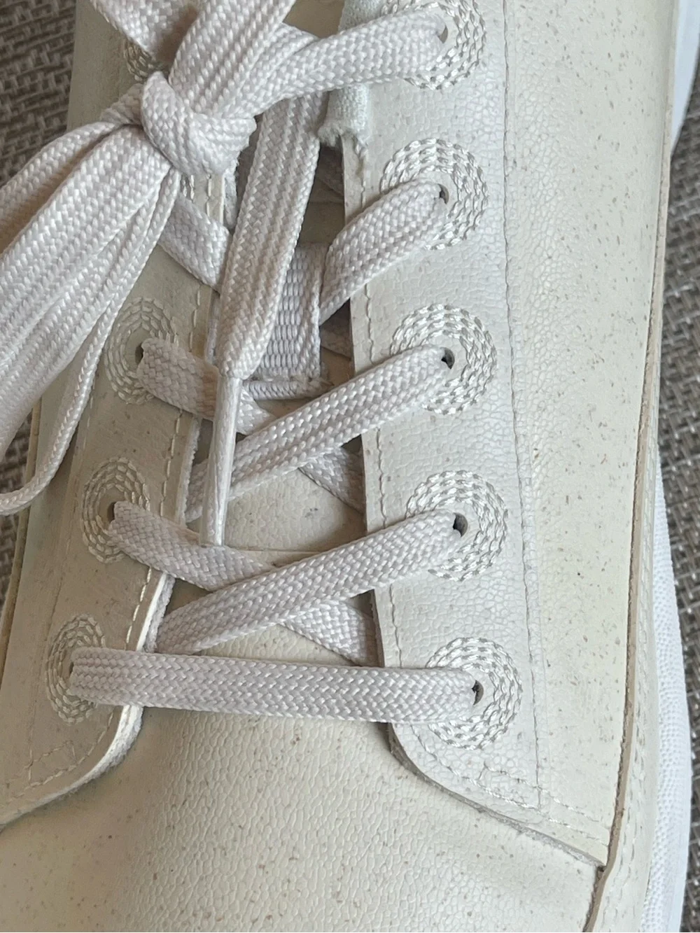 NEW ALLBIRDS PLANT PACER CLASSIC EDITION VEGAN LEATHER SNEAKER WOMENS SIZE 9 - Picture 11 of 14